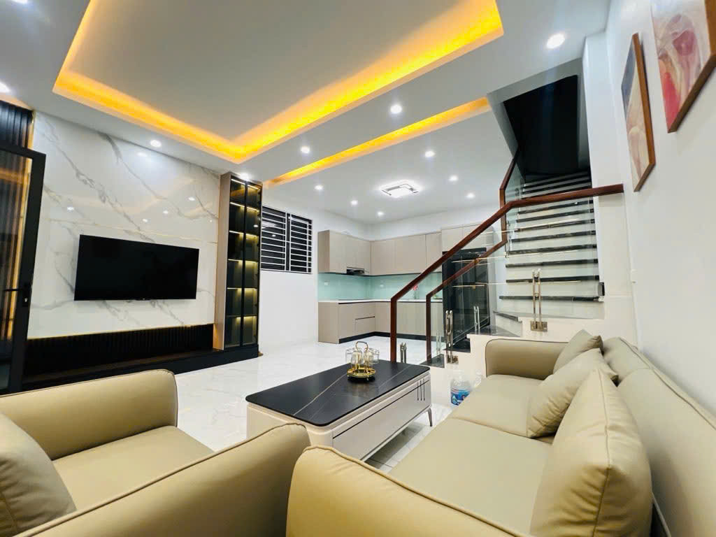 🏣 MẶT NGÕ KINH DOANH - Ô TÔ - FULL CÔNG NĂNG - AN NINH AN SINH ĐỈNH CAO - TT ĐỐNG .
+ 30M × 5 tầng . nhỉnh 9tỷ