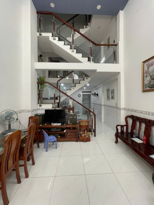 HẺM XE HƠI THÔNG TÂN KỲ TÂN QUÝ, 48M2, 3 TẦNG, SỔ ĐẸP GIÁ NHỈNH 5 TỶ