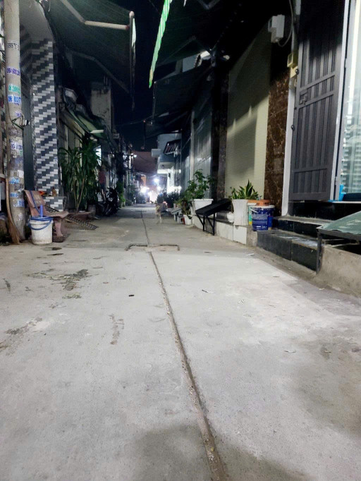 SIÊU PHẨM AN LẠC - NHỈNH 4 TỶ CHÚT - 52M2 (4×13) - HẺM XE HƠI 5M - 2 TẦNG - CÁCH VÀI CĂN RA HẺM XE TẢI - HỒ HỌC LÃM - BÌNH TÂN - THÍCH HỢP MUA Ở HAY ĐẦU TƯ CHO THUÊ