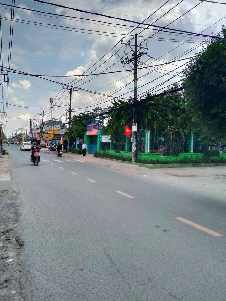 bán lô đất 190m2- giá chỉ 2 tỷ 300 gần chợ vĩnh lộc A - bình chánh - giá đầu tư