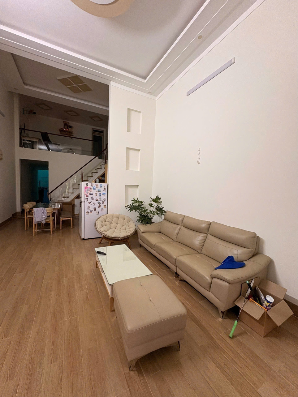 Nhà mê lửng mặt tiền A4 Thôn 1 Cư Ebur - chưa qua Vành Đai