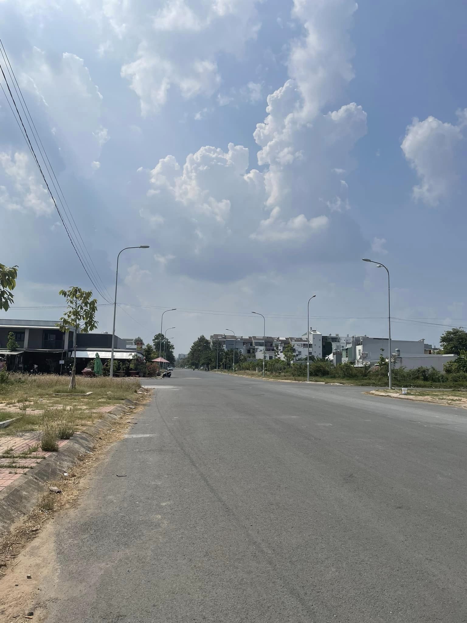 BÁN NỀN ĐƯỜNG A4 KDC PHÚ AN - TP. CẦN THƠ. DT 5 X 22 - GIÁ 3,2 TỶ