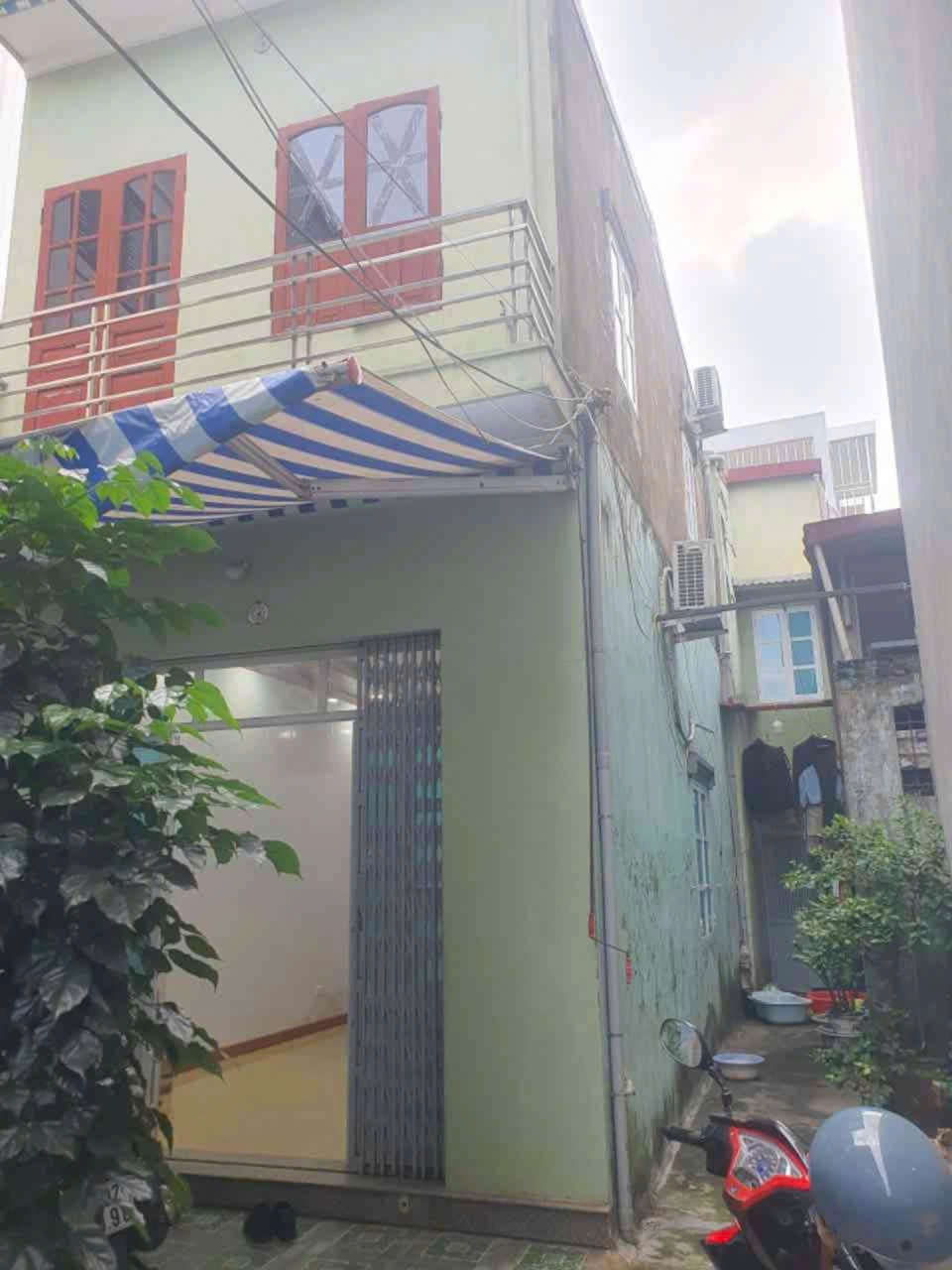 Bán Nhà 2 Tầng phố An Dương ( ngõ 185 Tôn Đức Thắng ) thông Nguyễn Công Hòa