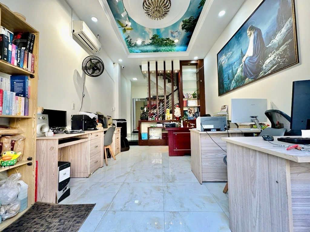 **XÍU 12 TỶ-KHU VIP QUẬN 5-HẺM XE TẢI TRÁNH-SÁT CHỢ AN ĐÔNG-49M2-4TẦNG,4PN