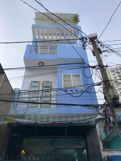 Bán nhà quận 6 - Hẻm xe hơi 3 tầng 66m2 - 6.19 T