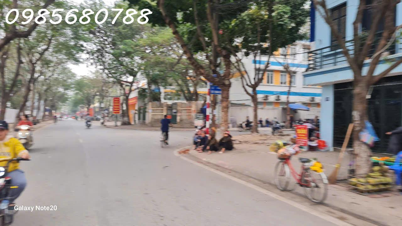 Bán nhà 40m², 6PN, 6WC, An Dương Vương, Tây Hồ - 10 tỷ