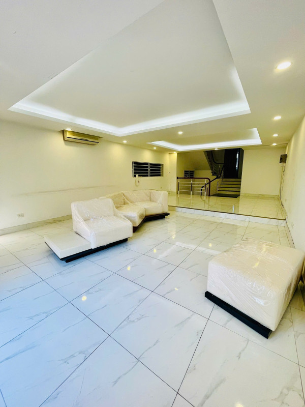 Bán nhà Mặt phố An Dương Vương (Tây Hồ) 110/120m, 5 tầng, mt 5.5m, giá 29.95 tỷ