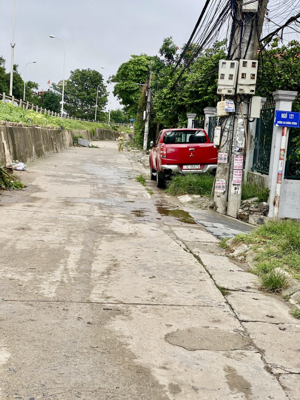 Bán nhà An Dương Vương (Tây Hồ) 35/81m, 3 tầng, mt 7.6m, giá 12.9 Tỷ