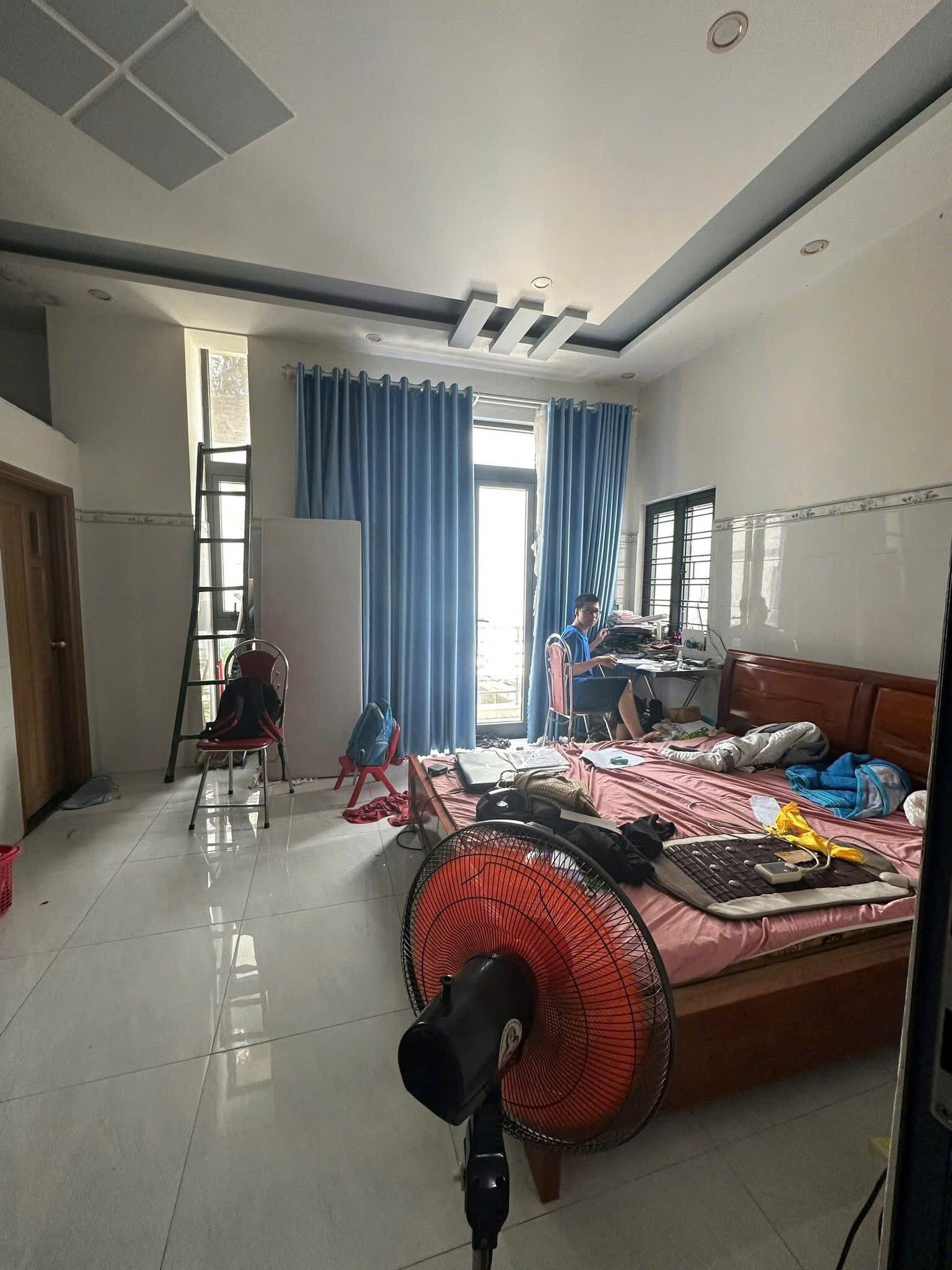 Bán nhà 2 tầng mặt tiền đường (15m) PHẠM HÙNG, KINH DOANH SẦM UẤT, chỉ 8 tỷ 8 Tl