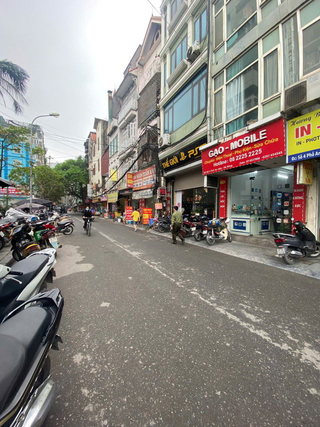 khu vực phát triển từng ngày, kinh doanh tốt, nhà dang cho thuê 20t/tháng