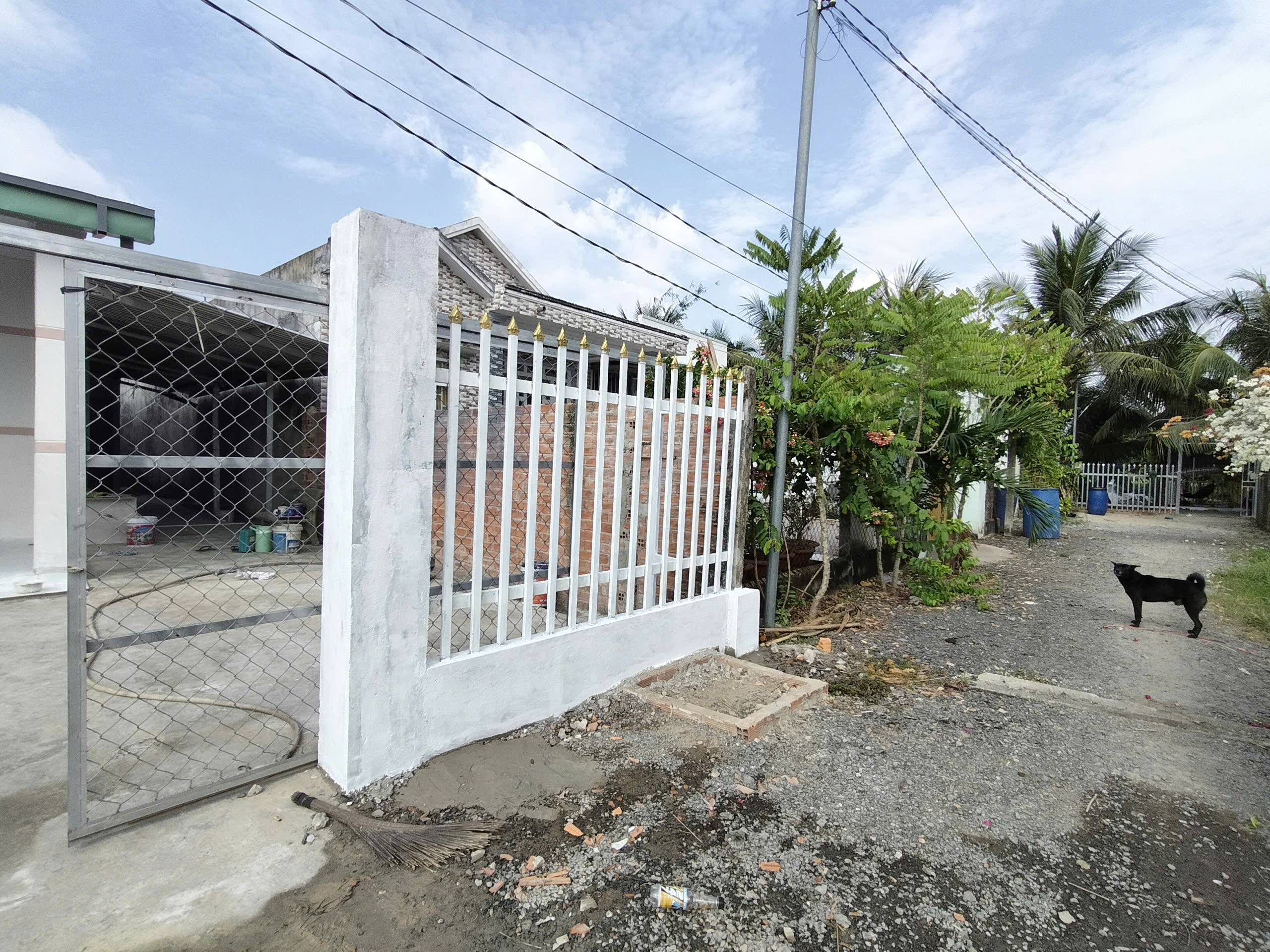 Bán nhanh CĂN NHÀ Suối Sâu, 240m2, SHR, 595TR