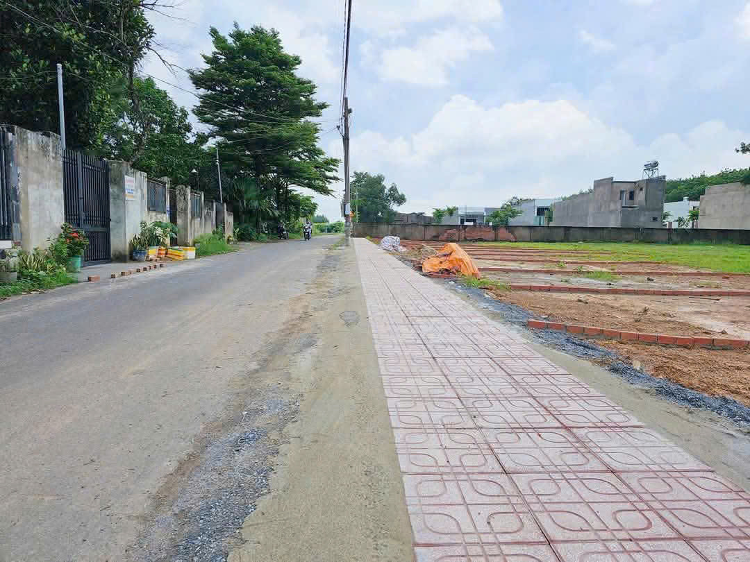 Bán đất Quảng Tiến gần Tổng kho Miền Đông 620ha, giá tốt