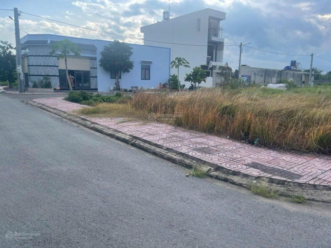 Bán gấp lô đất nằm ngay đường An Phú cách trường mầm non Bình Minh chỉ 200m, vị trí đẹp giá chỉ 2 Tỷ sổ sẵn