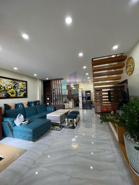 Bán Nhà mặt tiền đường An Sơn, Phường 4, Đà Lạt 140mv
