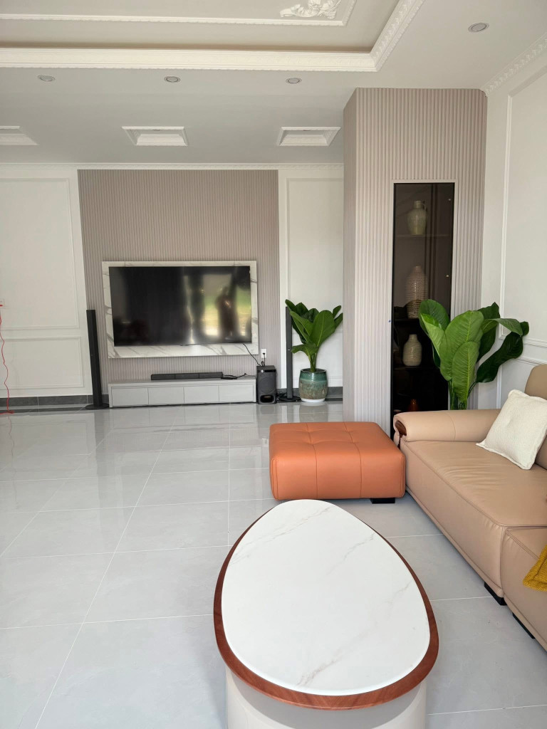 Cần bán Căn Nhà còn nguyên mùi sơn tại KQH dân cư An Sơn phường Xuân Hương Đà Lạt giá tốt!