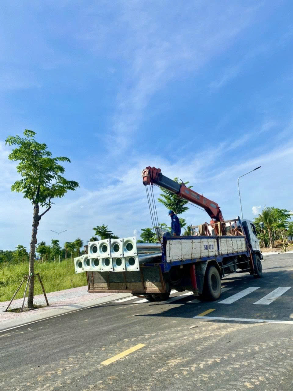 BẠN CÓ 1,3 TỶ THÌ NÊN MUA GÌ Ở ĐÂU VỪA ĐỂ ĐẦU TƯ VỚI ĐỂ LÀM VIỆC VÀ ĐỂ SINH SỐNG THÌ ĐÂY LÀ THỨ MÀ BẠN CẦN