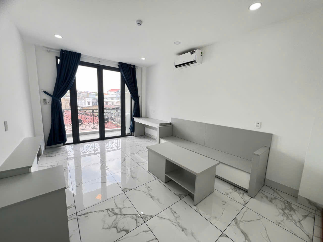 Chính Chủ Bán CHDV Mặt tiền Võ Thành Trang, P.11, Q. Tân Bình – Giá 20 tỷ
