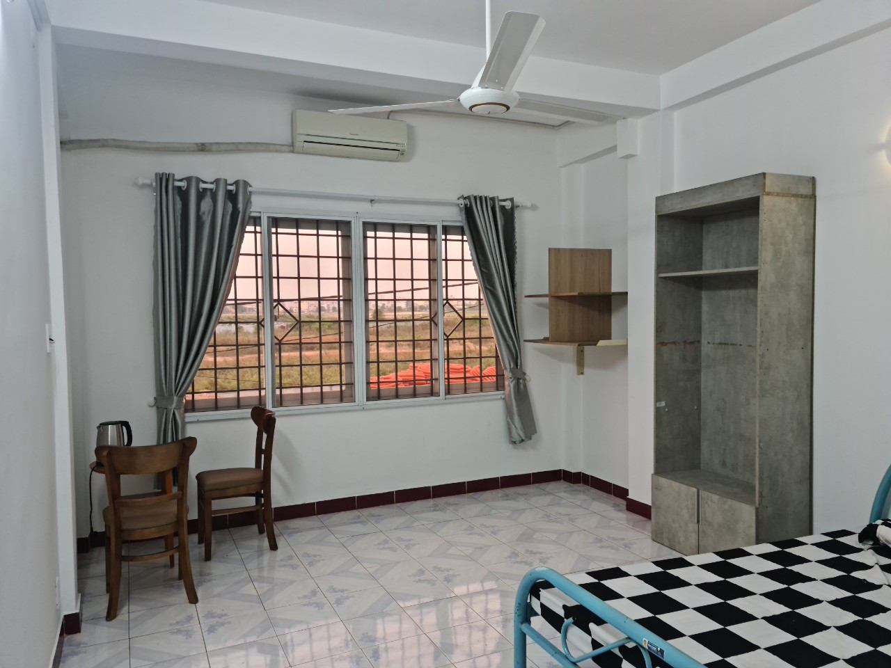 Chính chủ cho thuê phòng (nhà mặt tiền) mới 100% chỉ 3tr đầy đủ nội thất đường Ấp Bắc, Tân Bình