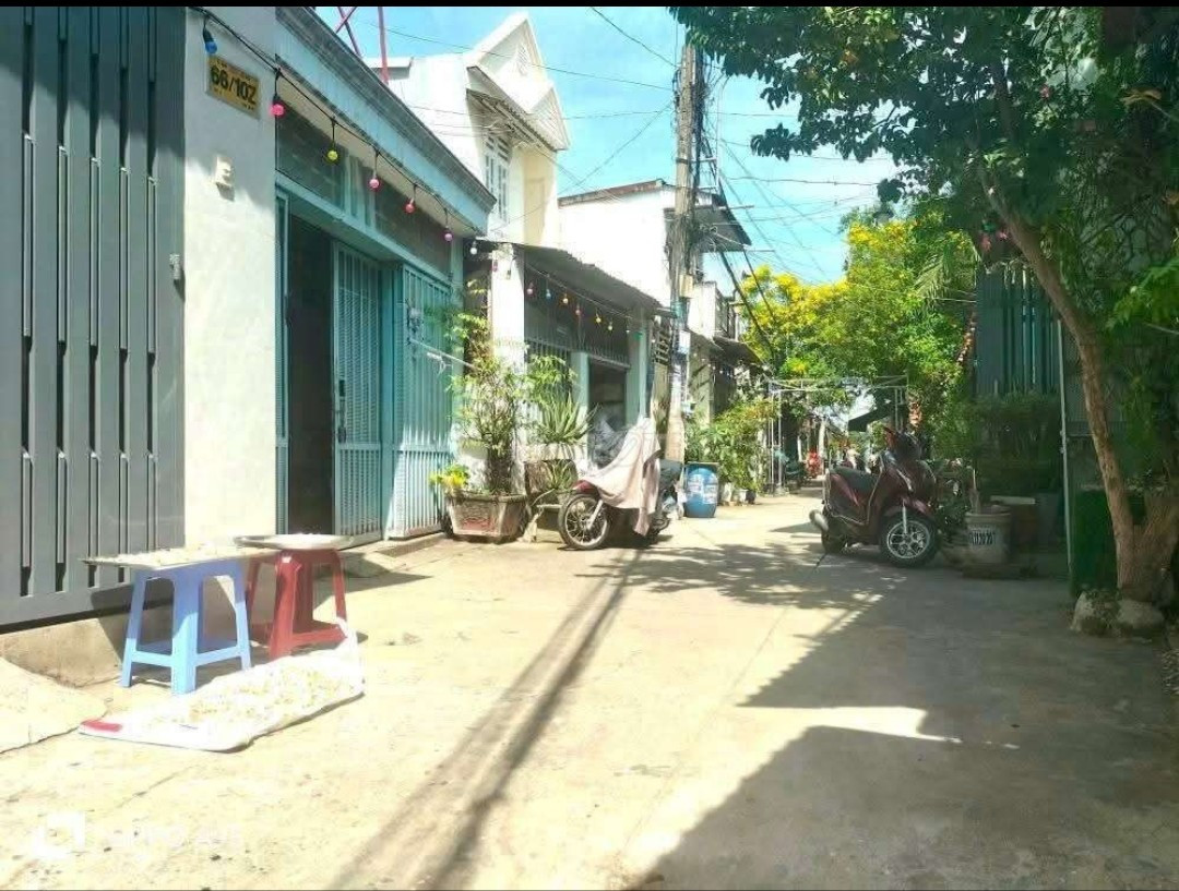 Bán nhà sổ riêng khu bà điểm chợ cây me