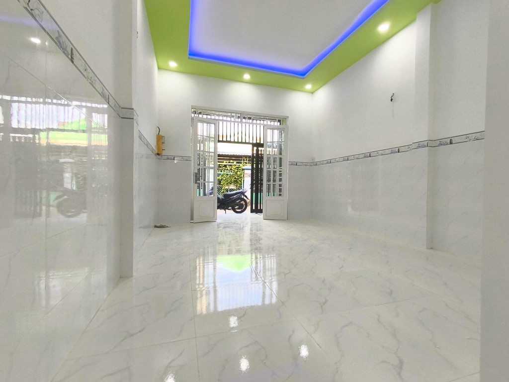 BÁN NHÀ MỸ HOÀ 1 TRUNG CHÁNH HÓC MÔN - HXH THÔNG 42M2 GIÁ RẺ 2,65 TỶ TL.