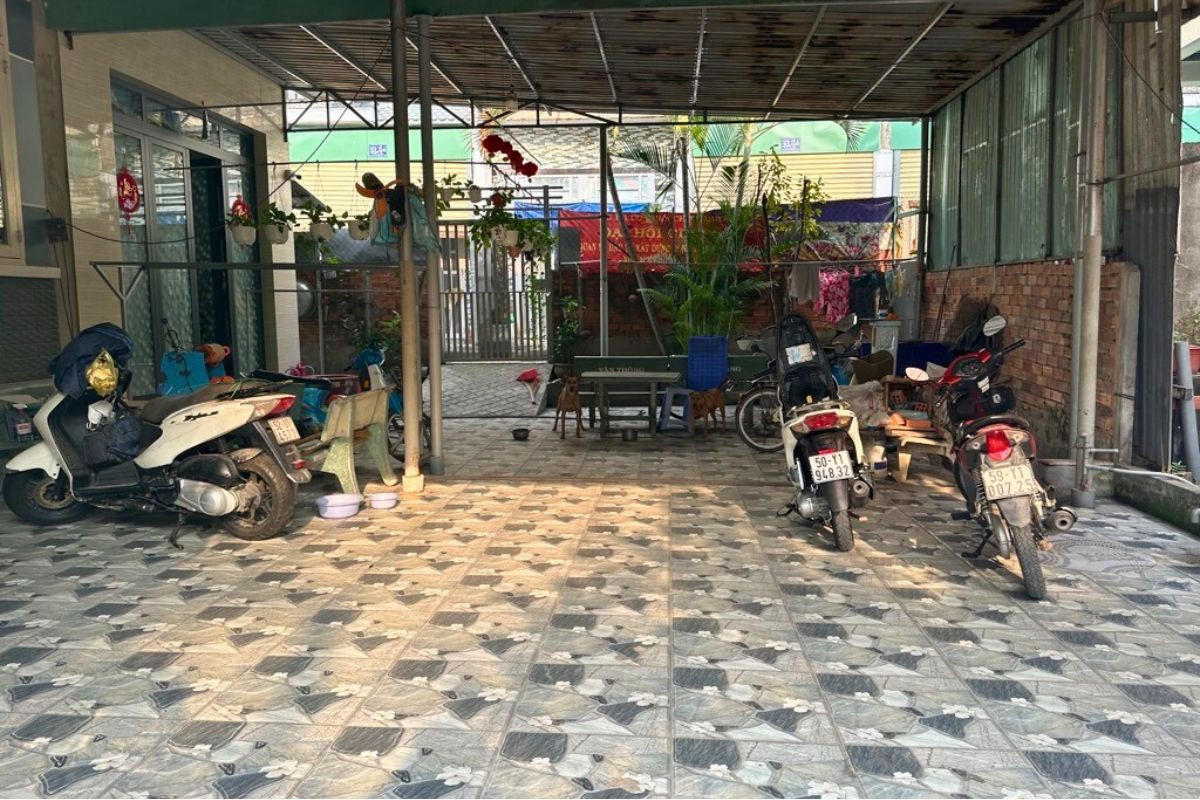 Chỉ 3.8 tỷ Hóc Môn Có Nhà Mới Hẻm Xe Hơi Vào Nhà 115m2