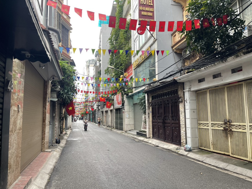 Phố Âu Cơ, ô tô tránh, Kinh doanh, 107m MT 7m, chỉ nhỉnh 18 tỷ