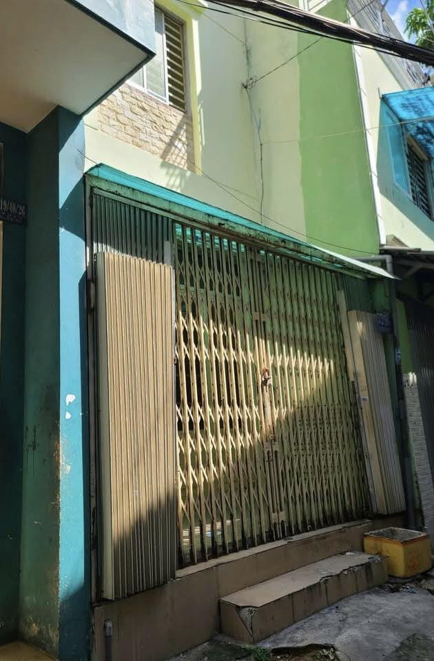 Bán nhà Địa chỉ 572/19/64 Âu Cơ Tân Bình, nhà 4 tầng, giá 5.25t có tl