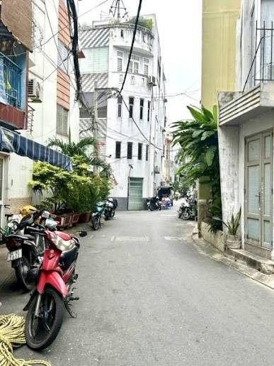 Lô đất đẹp vuông vức hẻm xe hơi - Cách mặt tiền Âu Cơ vài bước chân - 75.1m2 - Chỉ nhỉnh 6 tỷ