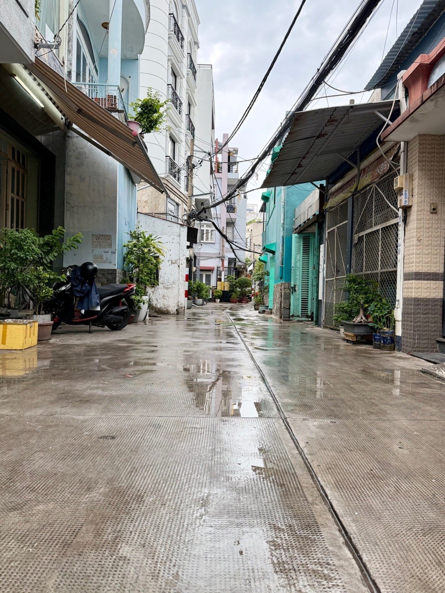 Bán nhà Âu Cơ 50m2 - 2 tầng - ĐH Văn Hiến - Hẻm oto - 7x tỷ