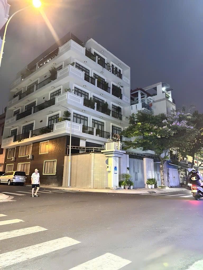 Mặt tiền Âu Cơ. Ngay Ngã tư Nguyễn Hồng Đào, trương Công Định, Bàu Cát. Kinh doanh Đa ngành nghề