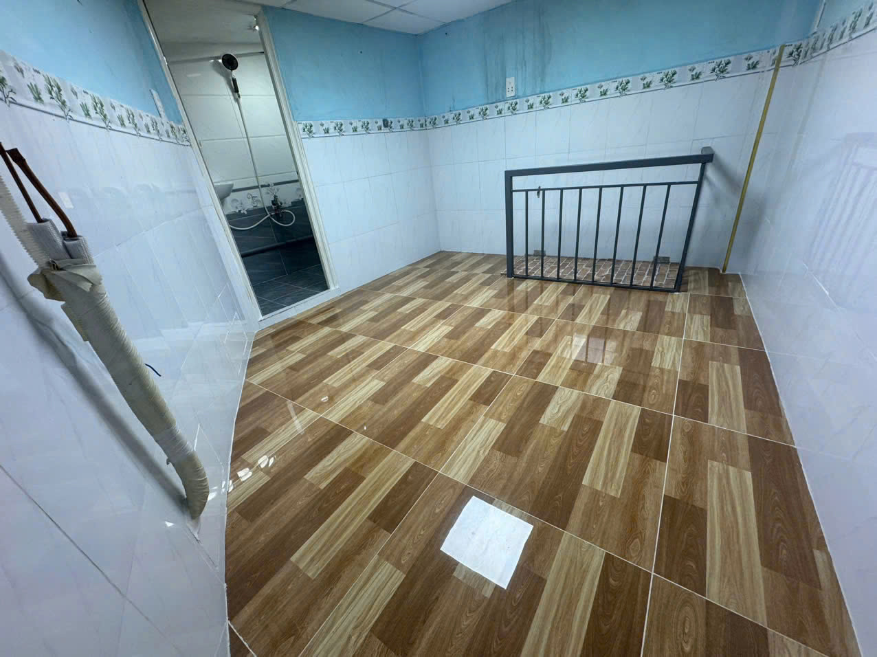 Chỉ 1 tỷ xxx đã có hộ khẩu Sài Gòn, 2 WC mới, 2 PN , ban công,...