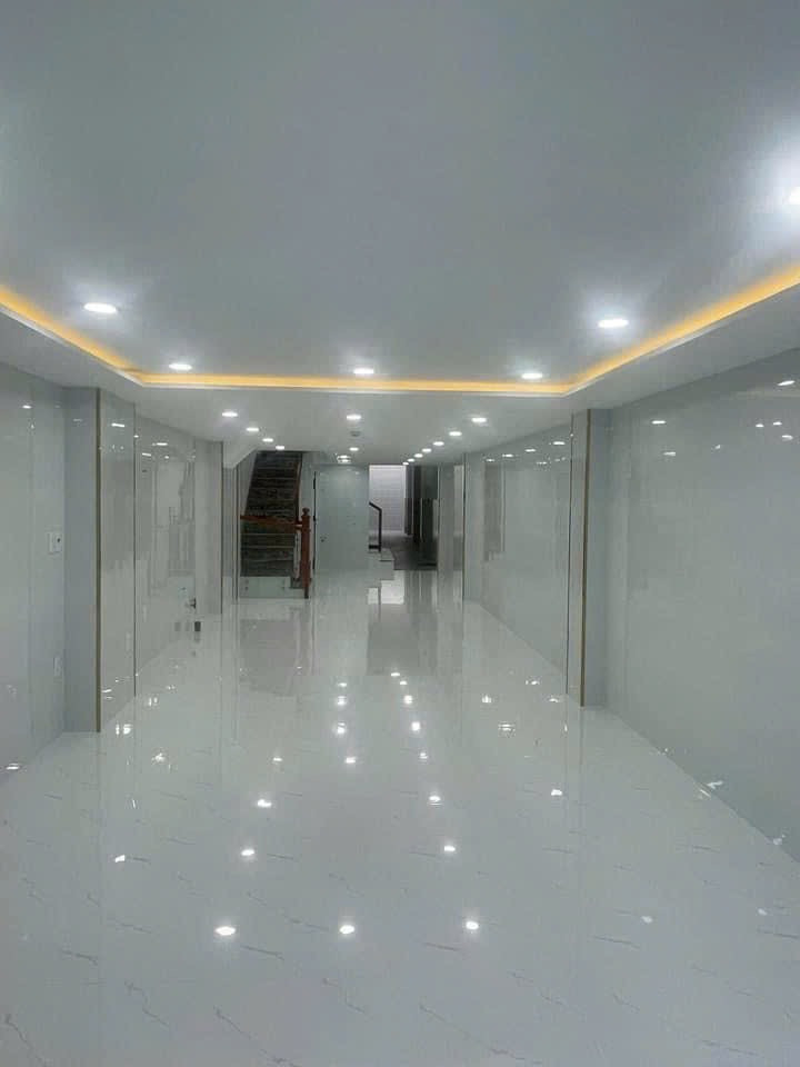 Nhà P3 Q8 (p.Rạch Ông)- Âu Dương Lân, Mặt tiền- thông tứ tung. 150 m2