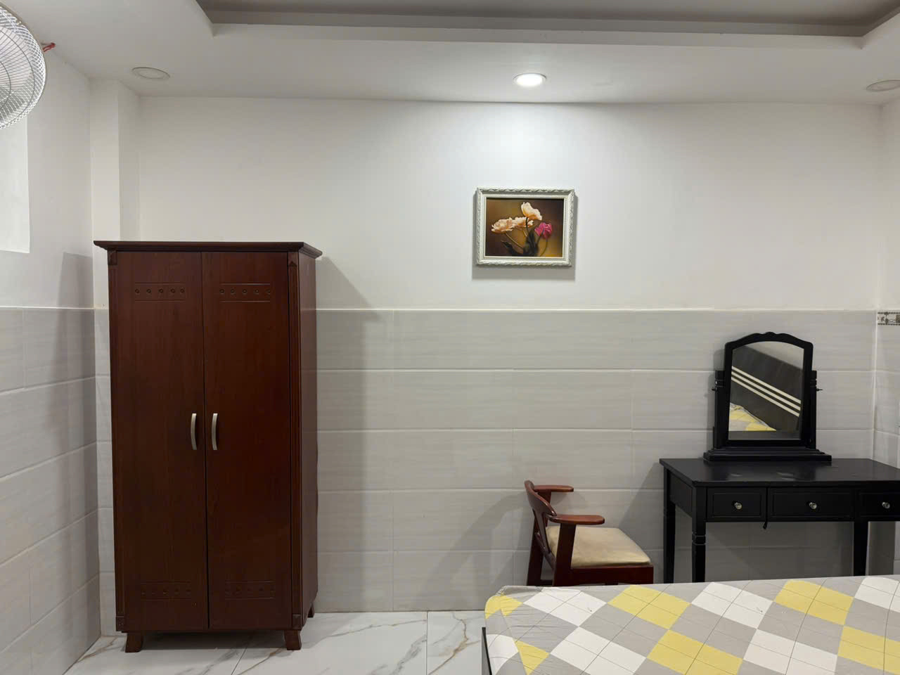 CHO THUÊ PHÒNG -GIÁ TỐT, TIỆN NGHI, AN NINH FULL NỘI THẤT MẶT TIỀN 62, ĐƯỜNG B KHU ADC, P.PHÚ THẠNH, Q.TÂN PHÚ, HCM