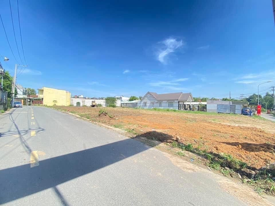 Bán đất 440m² có sẵn 200m² thổ cư ngang 10m giá 385 triệu tại Đường B5 Phường Minh Hưng