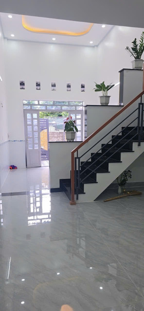CHỦ NGỘP cần bán căn nhà 1 trệt 1 lửng Bà Điểm 5, xã Bà Điểm, Hóc Môn, Hồ Chí Minh