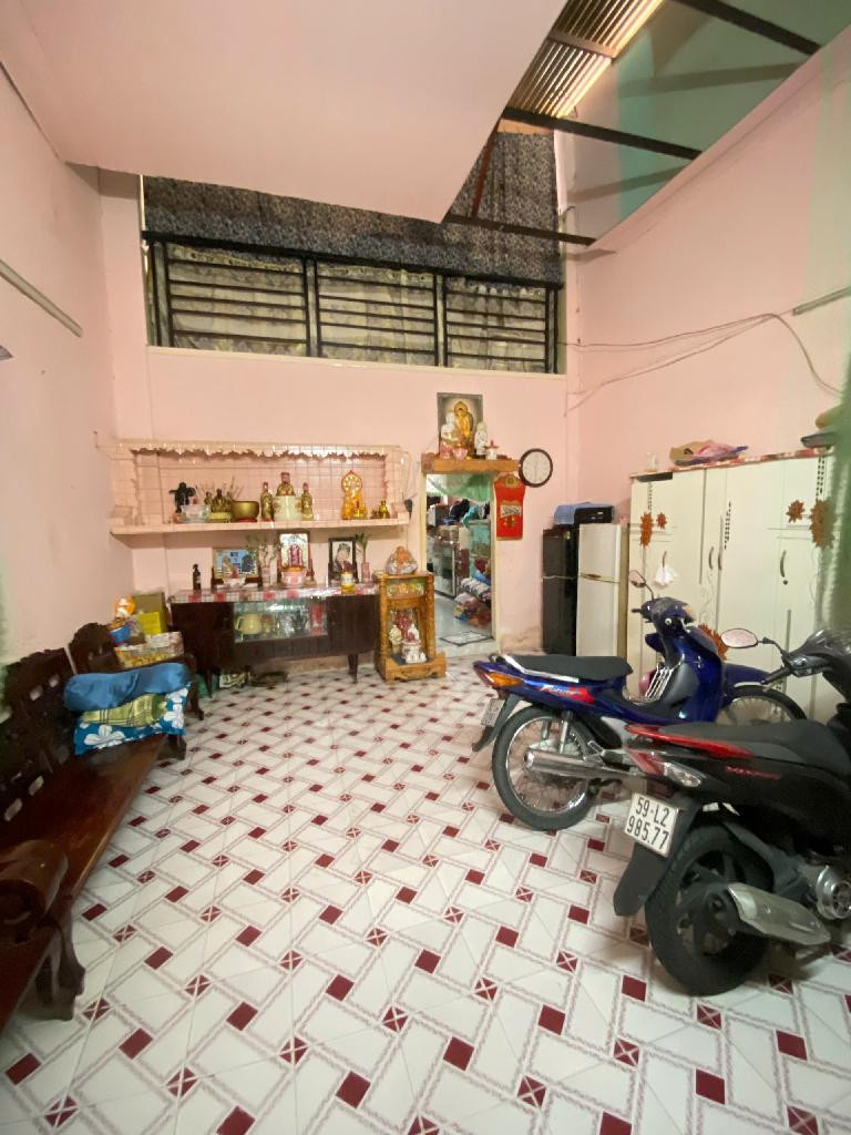 CHỈ 6.45 TỶ, DIỆN TÍCH KHỦNG 72.8m2, RỘNG 4.9M - SÁT MẶT TIỀN BA ĐÌNH - CÁCH QUẬN 5 NGUYỄN TRI PHƯƠNG CHỈ 1 CÂY CẦU.
