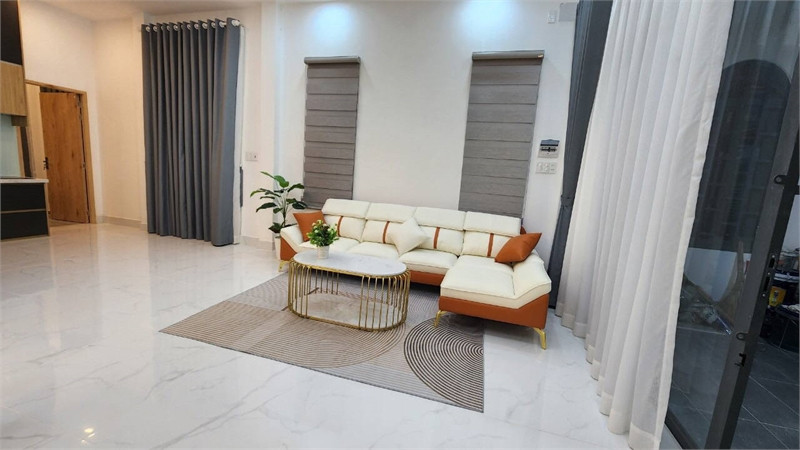BÁN GẤP  Bà Hom GIÁ 6.6 tỷ Quận 6 Hồ Chí Minh  💥SIÊU PHẨM 3 MẶT HẺM FULL NỘI THẤT 53.8m 2TẦNG BTCT.-Nhà trệt , lầu . PK, PB, 3PN, 3WC , bancony trước và hông --Hẻm trước nhà 3.5m thông tứ hướng , gần chợ Phú Lâm.