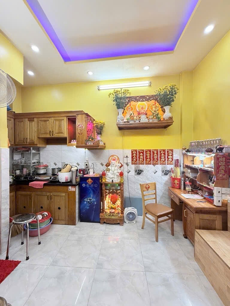 BÁN NHÀ QUẬN 6 - 16M2 - 2 TẦNG - NHỈNH 2 TỶ