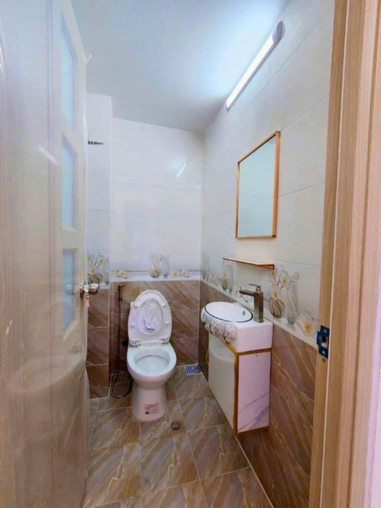 Bán nhà quận 6, Hẻm 4m, đường An Dương Vương , Bà Hom cũ, 4 Tầng Mới, 4.950 tỷ, 136m2 dtsd