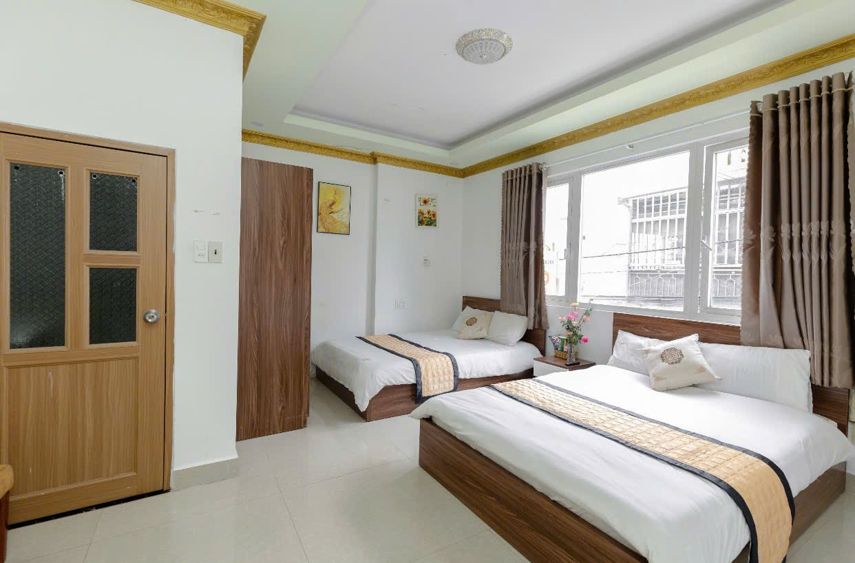 Bán KS 11p đang kinh doanh ổn định ngay trung tâm Đà Lạt chỉ 12tỷ.