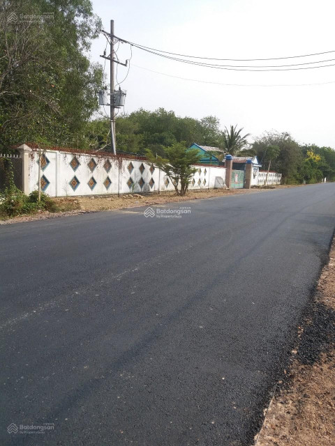 Bán đất 2 mặt tiền Bà Thiên, 43x140, 5582m2, 1722m2 thổ, 15 triệu/m2