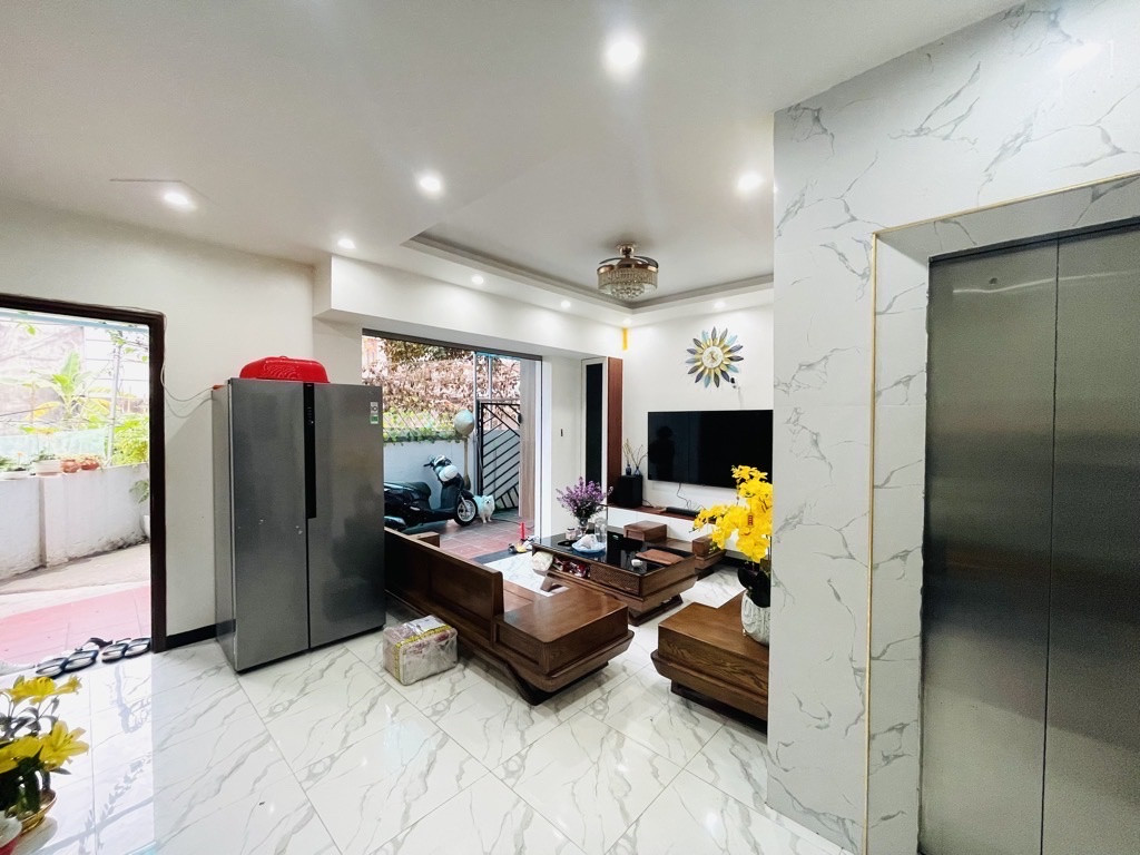 🔥🔥🔥Nhà DT 40m, MT 6m, 5 tầng, THANG MÁY, nhà mới, HÀ TRÌ - phố cổ HÀ ĐÔNG