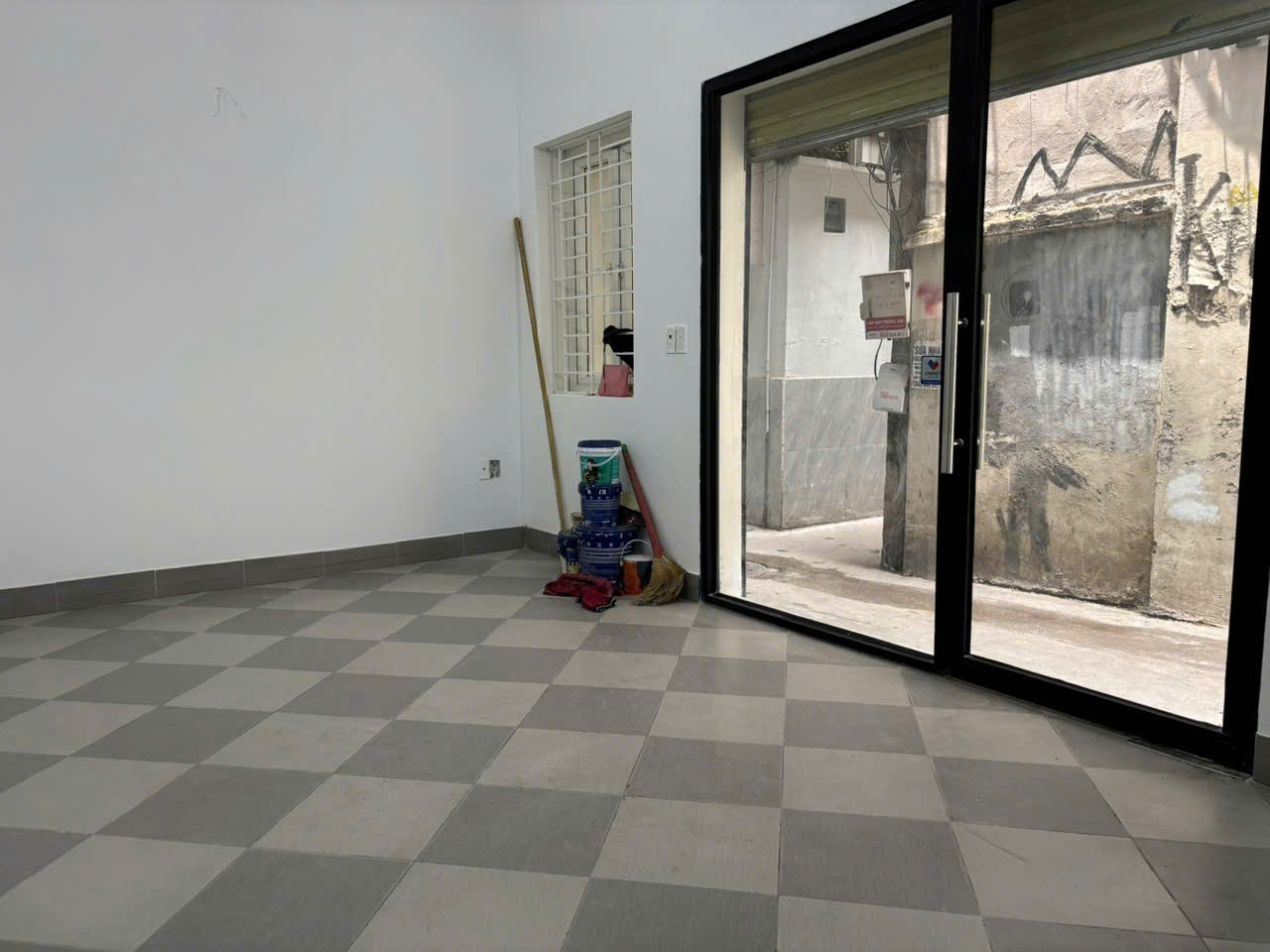 Cho thuê nhà ngõ Bà Triệu, Hai Bà Trưng 3 tầng x 35m2, 2 ngủ, 2 vệ sinh, 13 Triệu/th