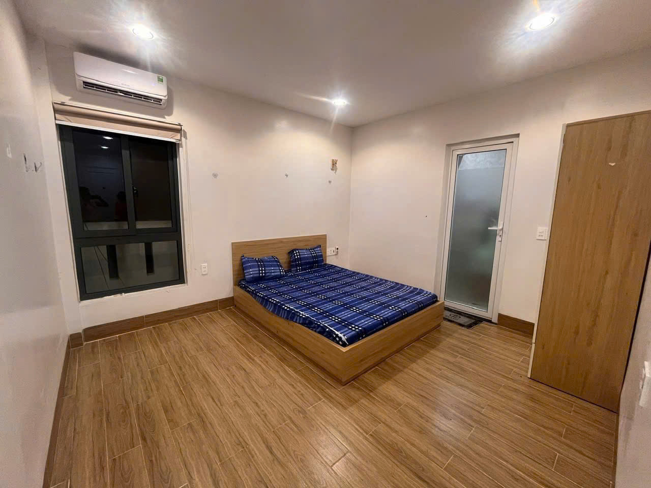 🏠 🔥CHO THUÊ nhà 3 tầng 10 phòng ngủ Full nội thất kiệt ô tô BÀ TRIỆU gần siêu thị Go TTTP Huế chỉ 38 tr/tháng