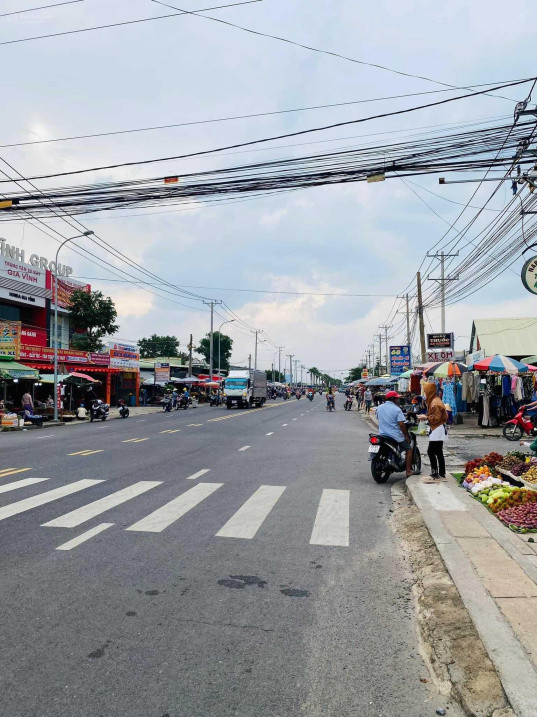 CHÍNH CHỦ CẦN BÁN GẤP LÔ ĐẤT SẲN SỔ NẰM NGAY MẶT TIỀN ĐƯỜNG LỚN 60M CÁCH SÂN BAY LONG THÀNH 5 PHÚT