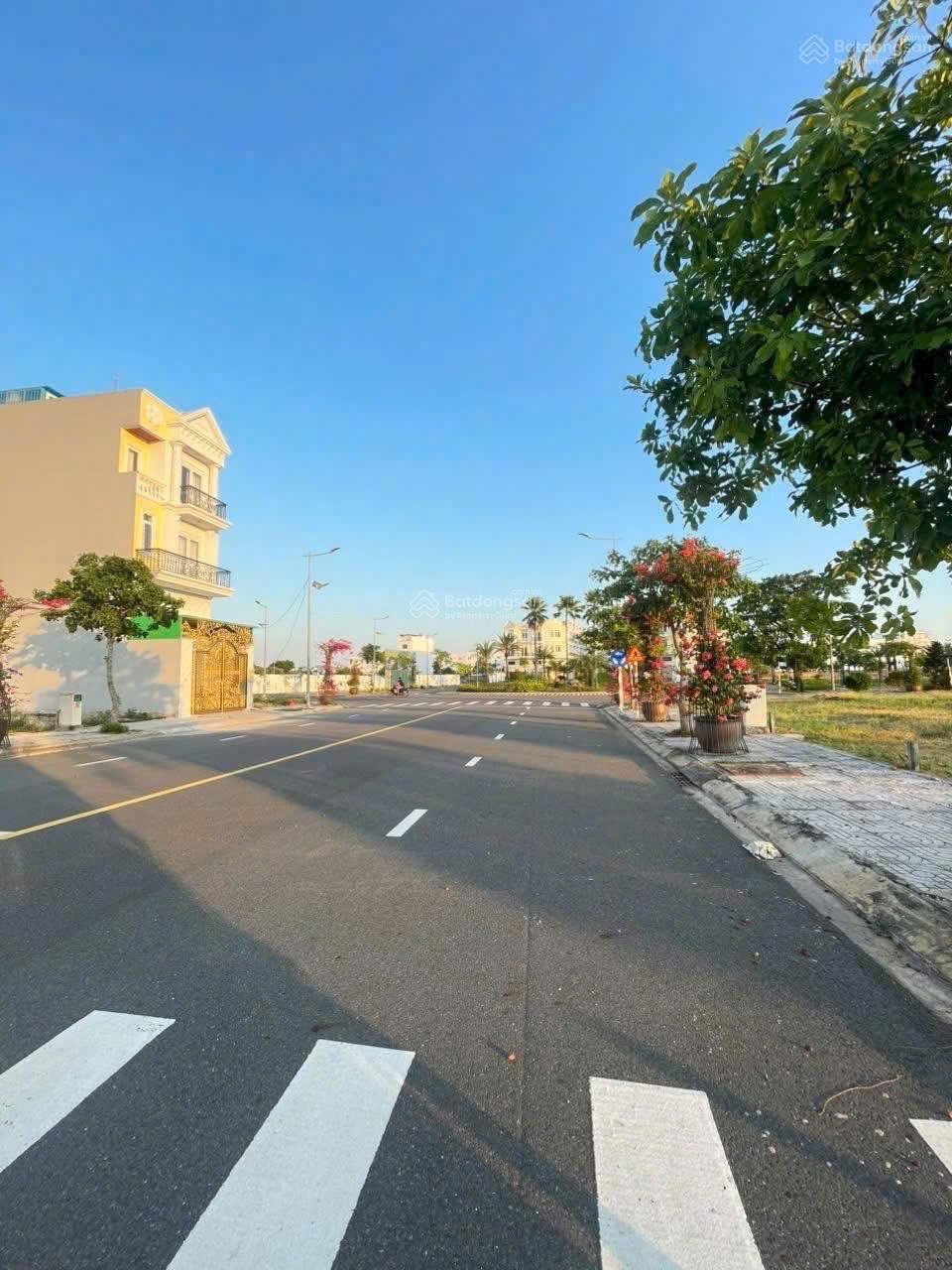 Cắt lỗ sâu lô mặt đường ngay KDC SÂN BAY LONG THÀNH-giá chỉ 1ty2-sổ sẵn-full thổ cư- cầm sổ liền tay
