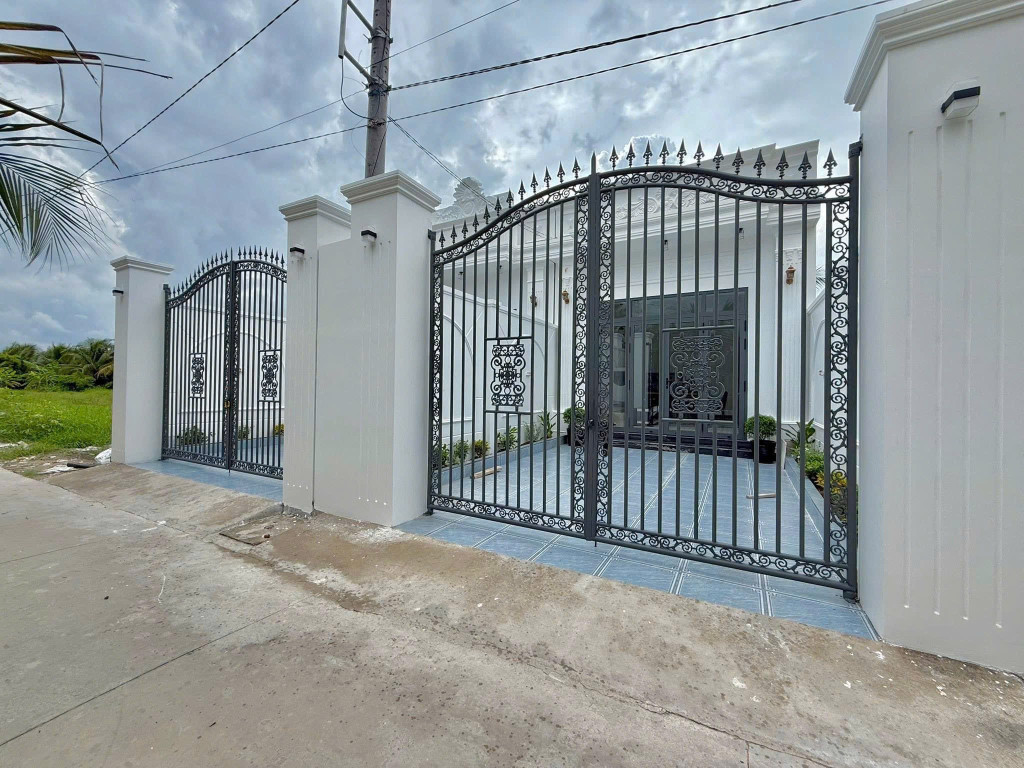 Bán Nhà Uyên Hưng 💥 CHỈ VỚI 300TRIÊỤ - SỞ HỮU NHÀ ĐẸP💥