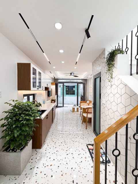 SIÊU HIẾM - NHÀ ĐẸP CHÍNH CHỦ - BÌNH THẠNH- BẠCH ĐẰNG - TẶNG FULL NỘI THẤT - VỊ TRÍ ĐẸP - BÁN 4.85 TỶ - GIÁP Q1