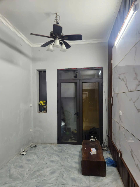 Bán nhà Phố Bạch Đằng, 3 tầng, 27m2, 2.6 tỷ