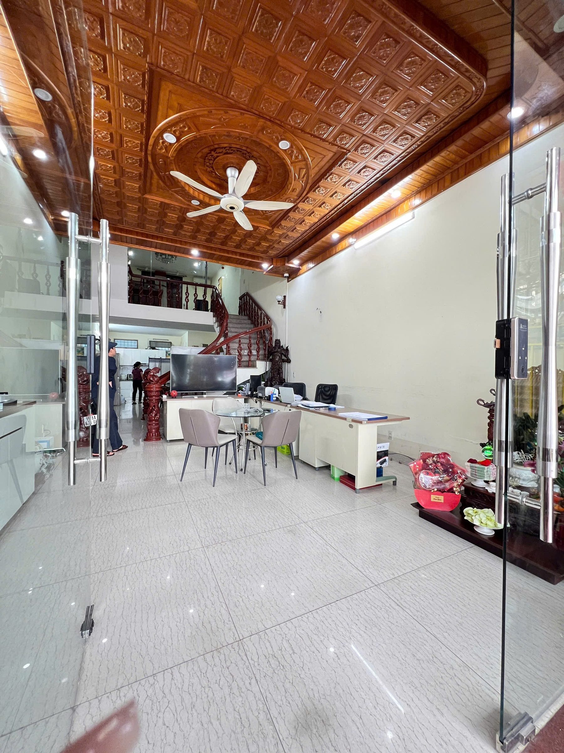 BÁN NHÀ 4,5 TẦNG KHU NHÀ Ở CAO CẤP 97 BẠCH ĐẰNG – THƯỢNG LÝ CÓ DÒNG TIỀN 88M² | 12 TỶ